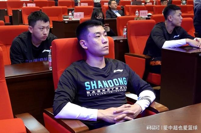 爱游戏体育官网 -武汉三镇发布备战花絮，今晚篮板制胜，CBA常规赛任务艰巨，心理建设被强调的简单介绍